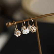 Load image into Gallery viewer, Gold-cat-earrings-pearl-cat-earrings-cat-paw-earrings